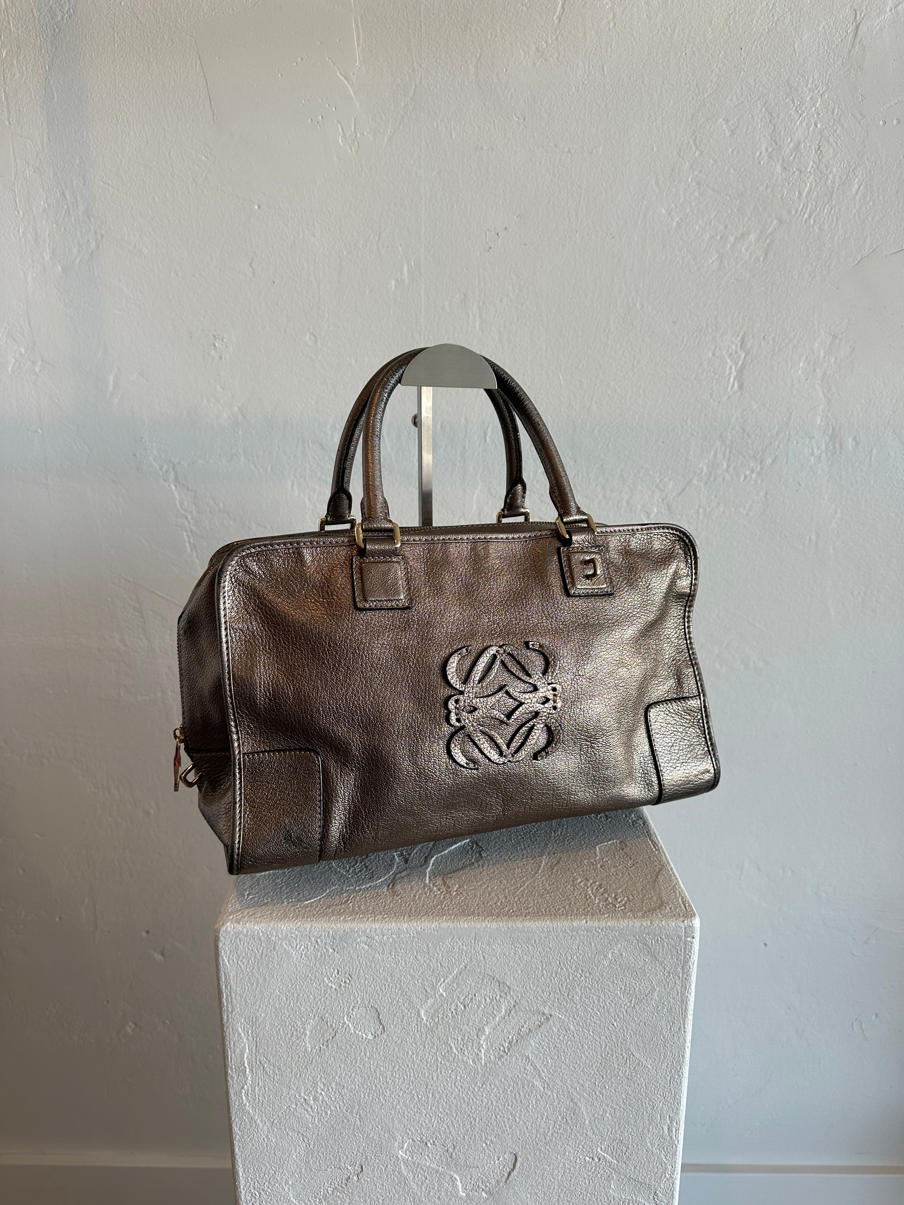 Loewe Metallic Amazona 28 Handbag – Newell Vintage