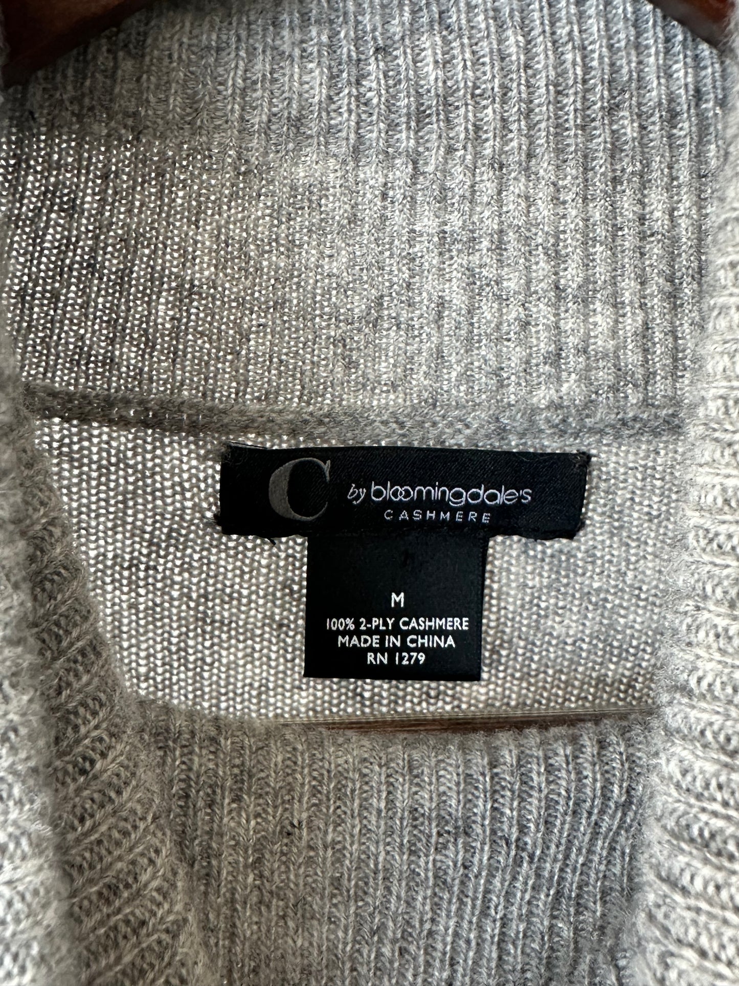 Y2k Cashmere Bloomingdale’s Sweater