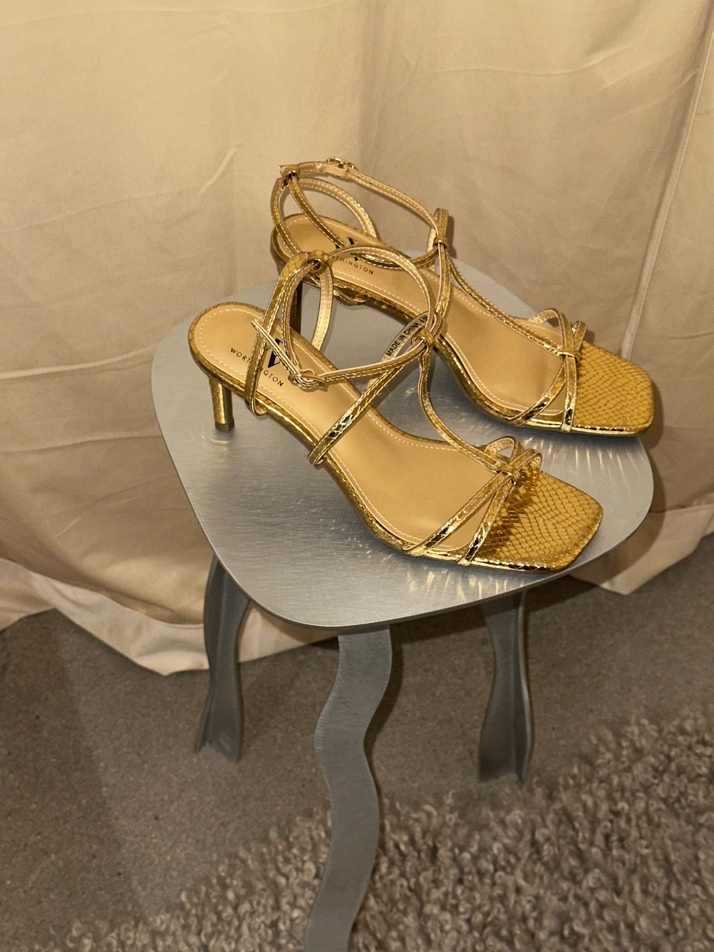 Square Toe Gold Heels • 6.5 • NWOT