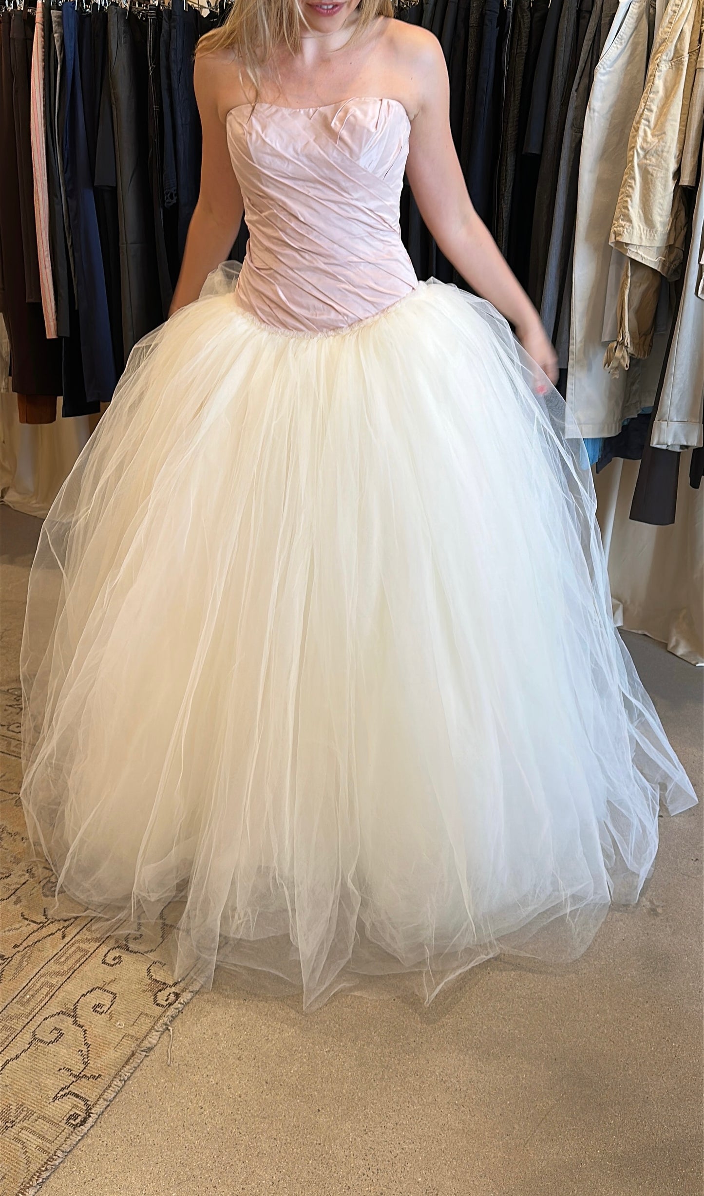 Vera Wang SIlk Taffeta Wedding Dress