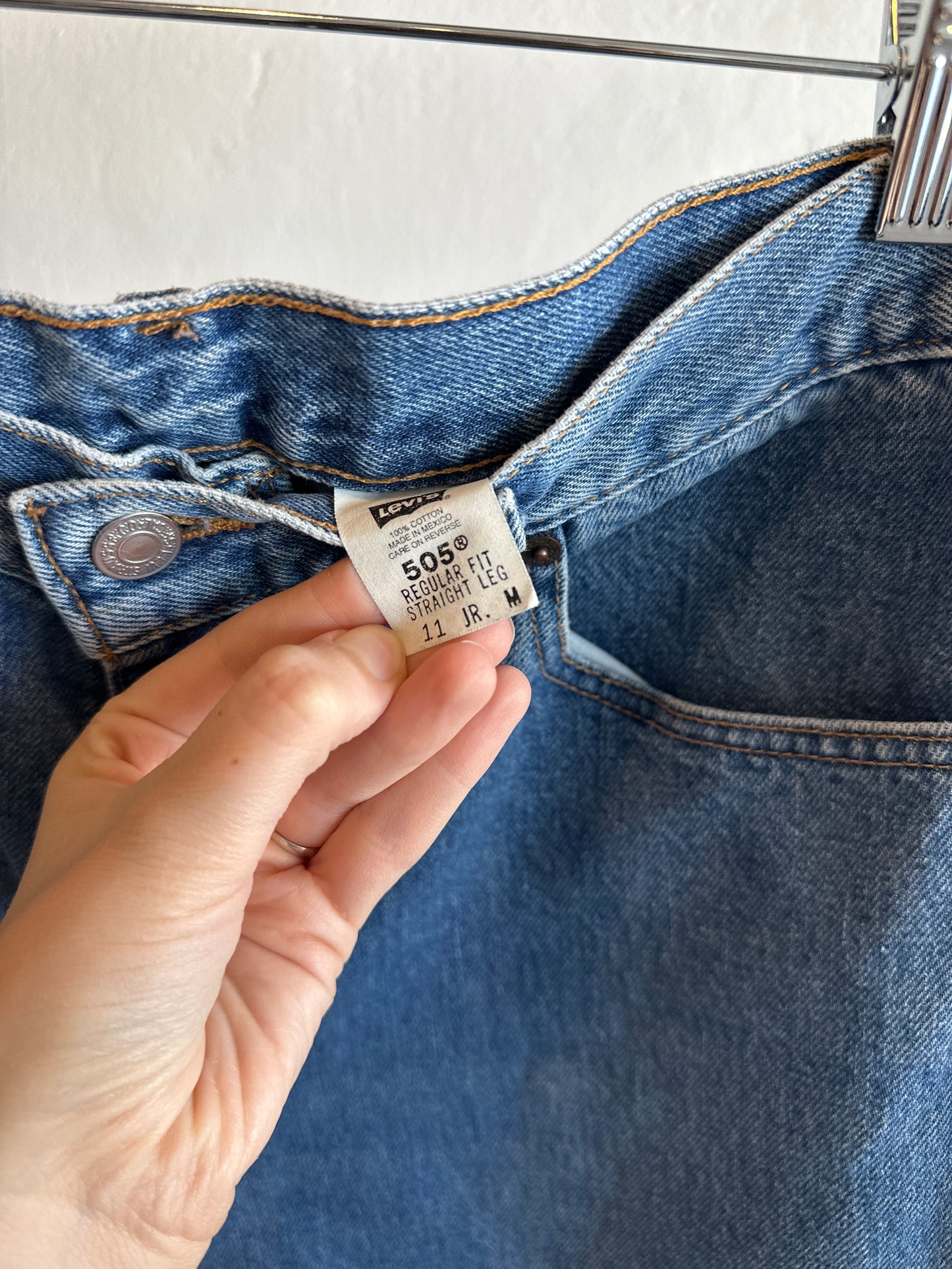 Vintage Levi’s 505 Straight Leg Jeans 32x31