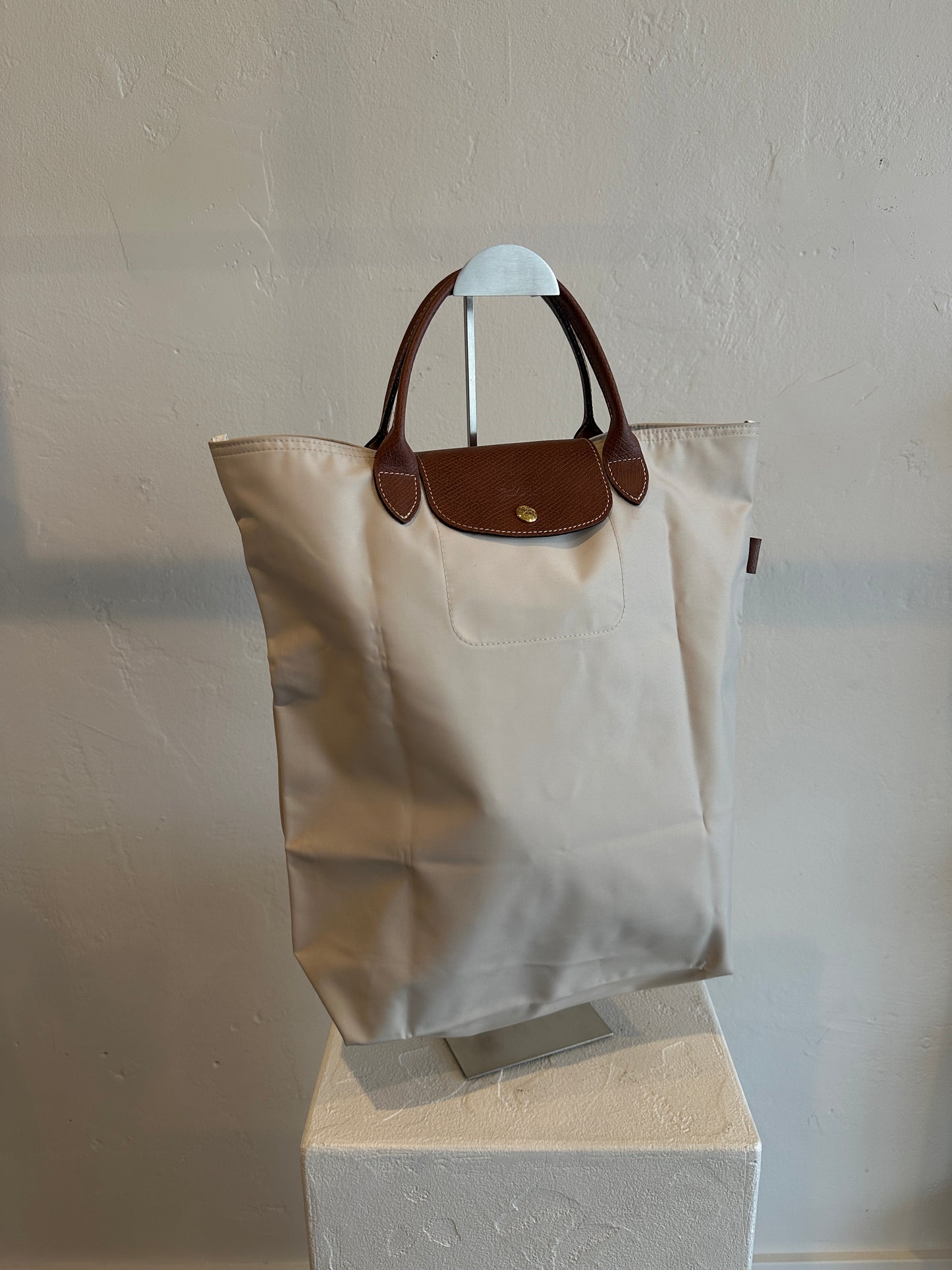 Longchamp Le Pliage Large Nylon Tote – Ivory