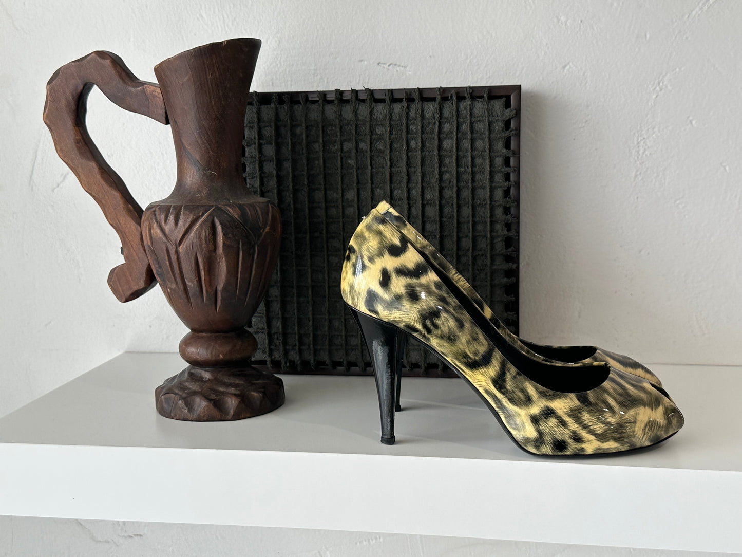 Via Spega Heels size 6