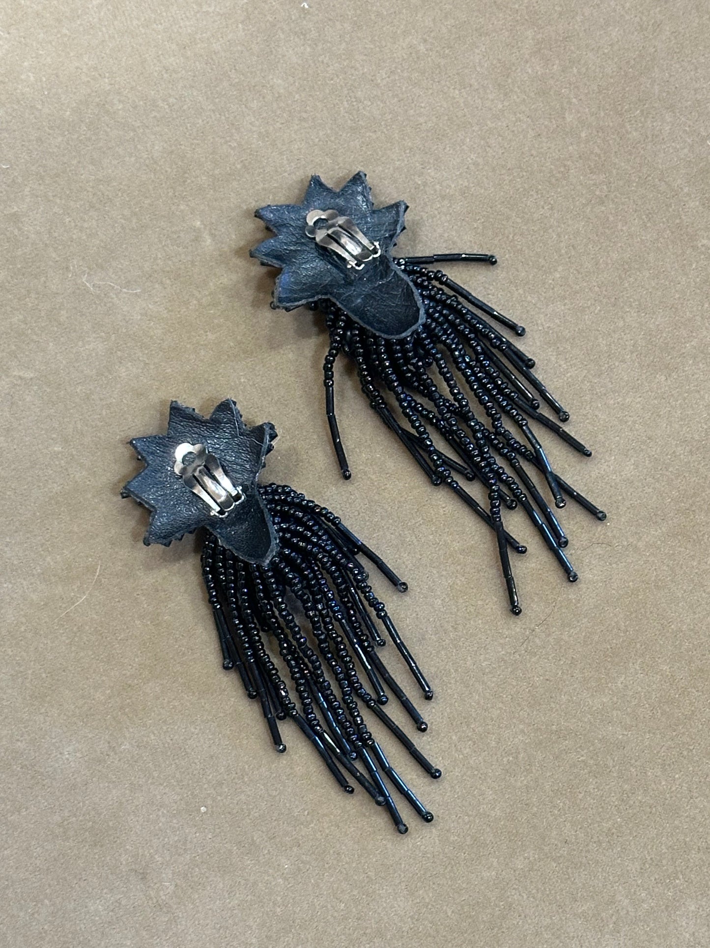 1980s beaded clip on earrings