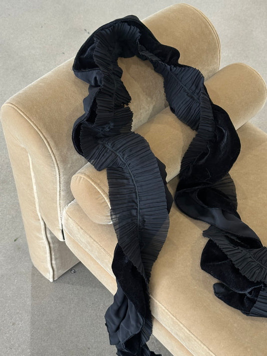 Ruffled Velvet Pleated Scarf