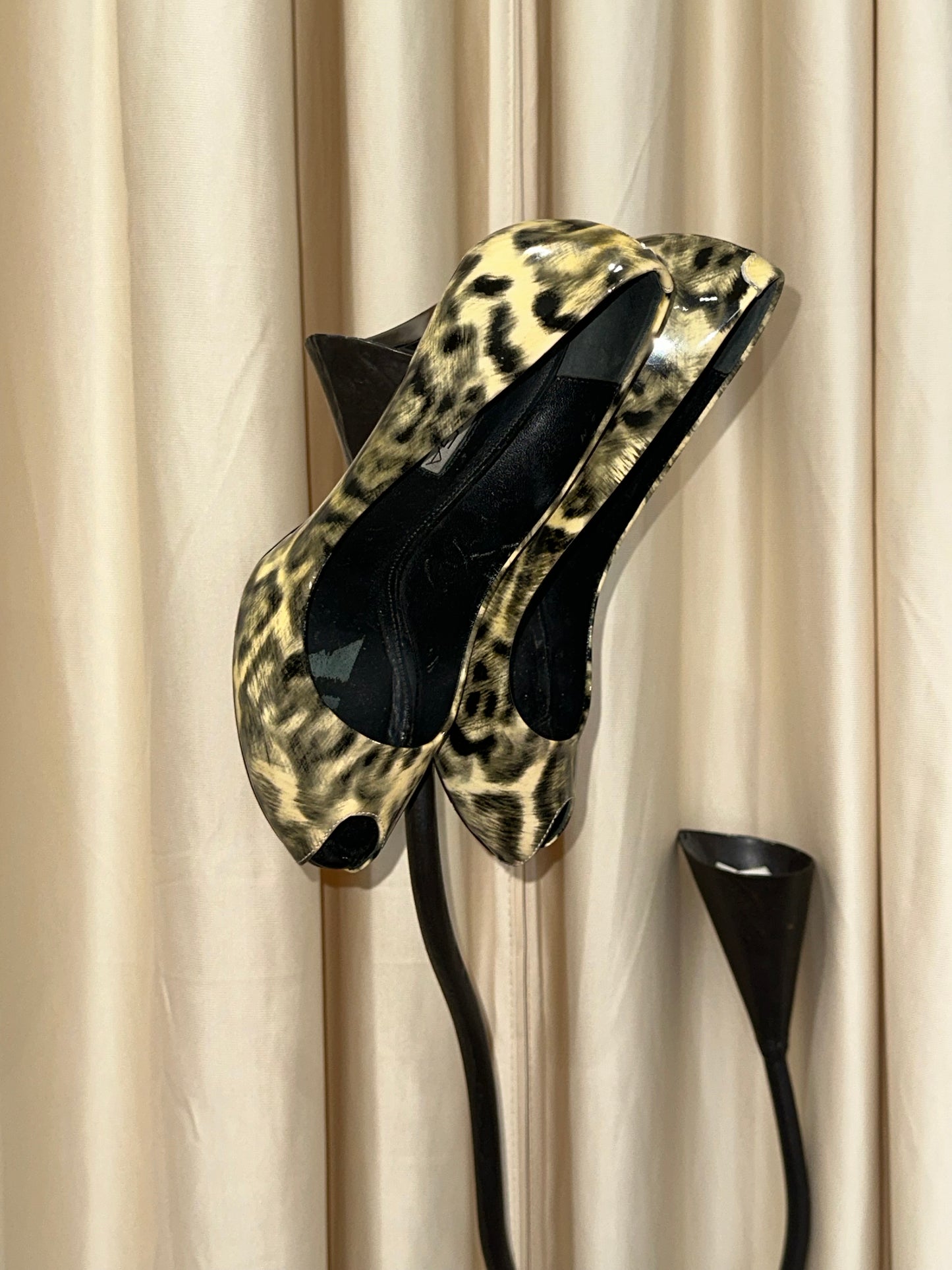 Via Spega Heels size 6