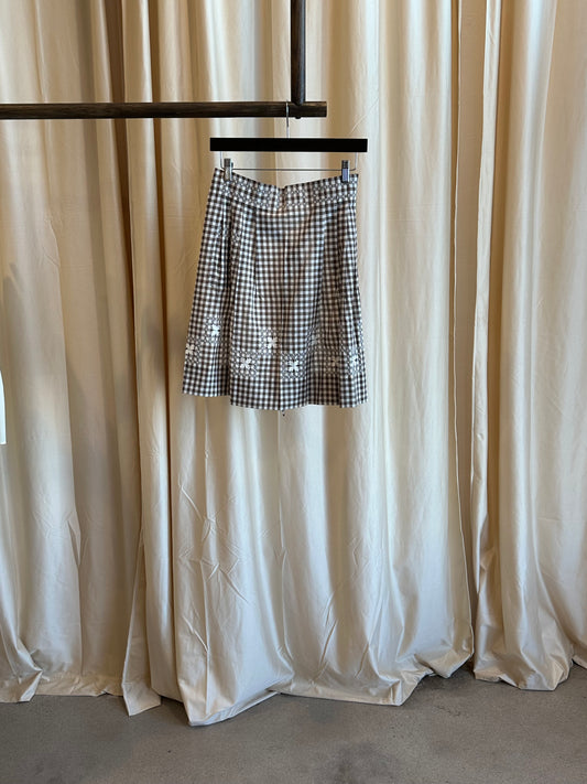 1970s gingham embroidered apron
