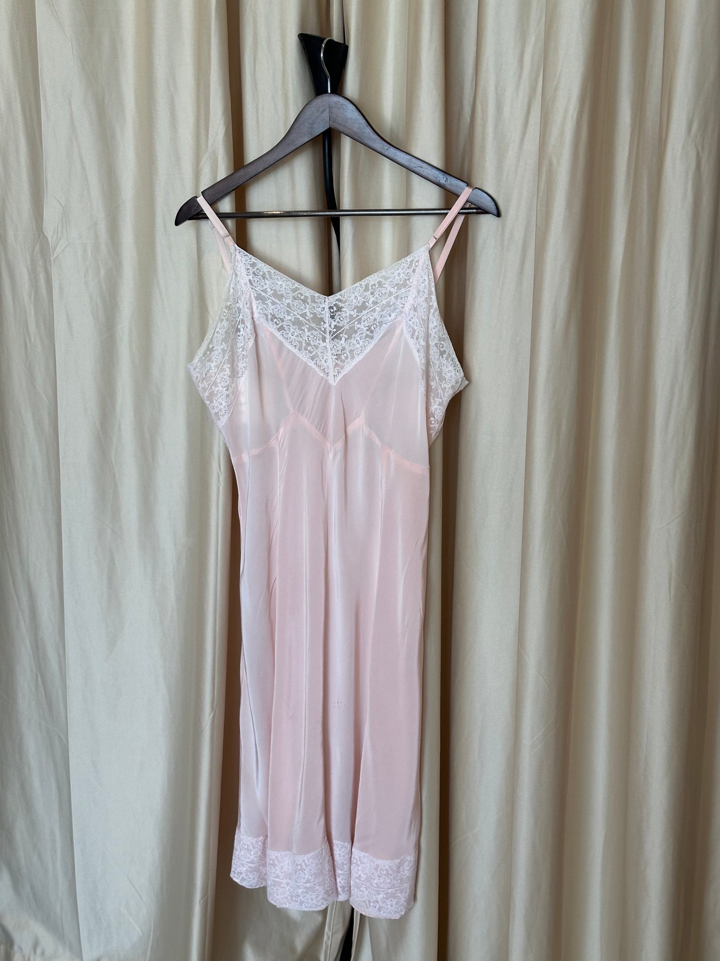 40s Blush Nightgown Sm
