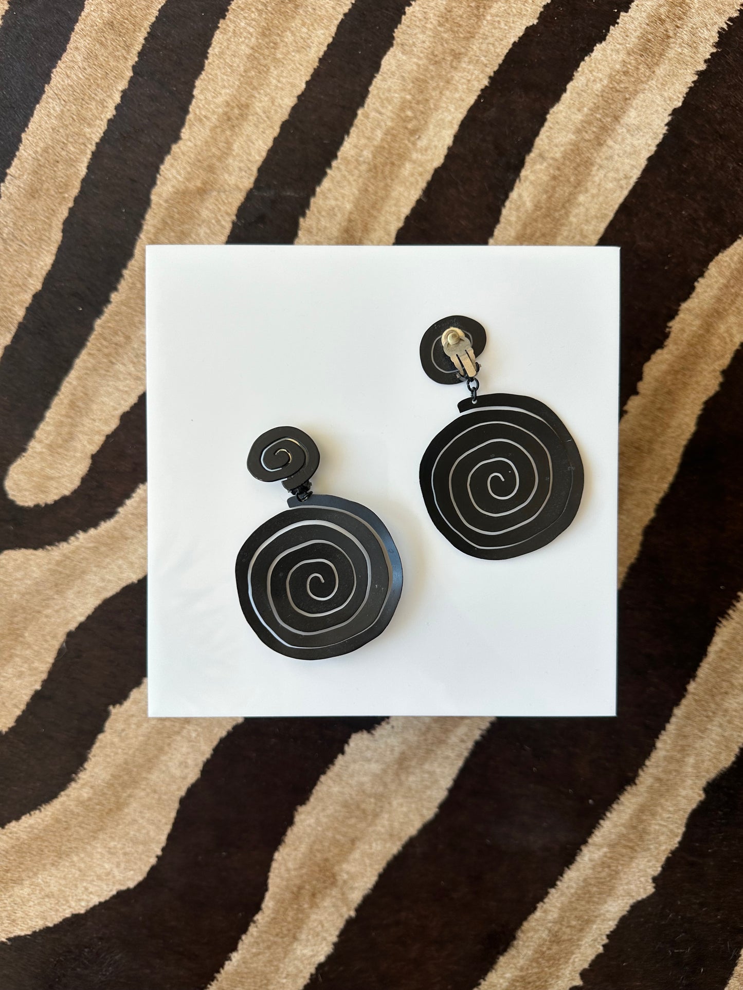 1980s swirl clip ons