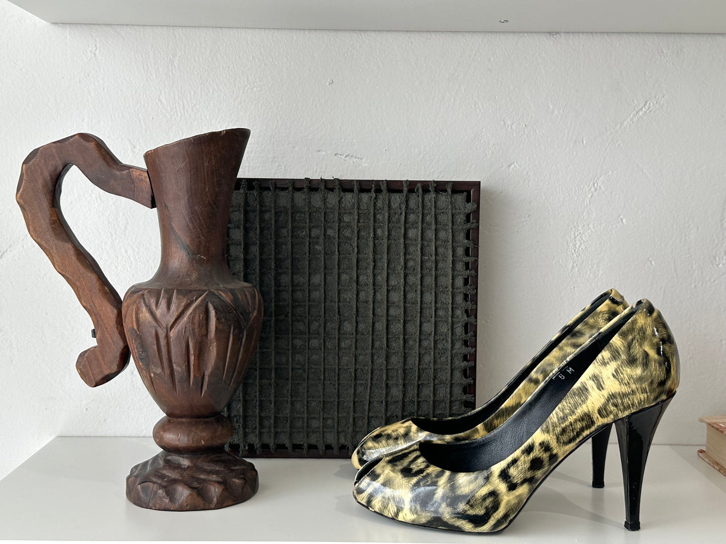 Via Spega Heels size 6