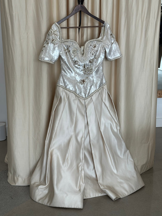 Vintage Wedding Dress