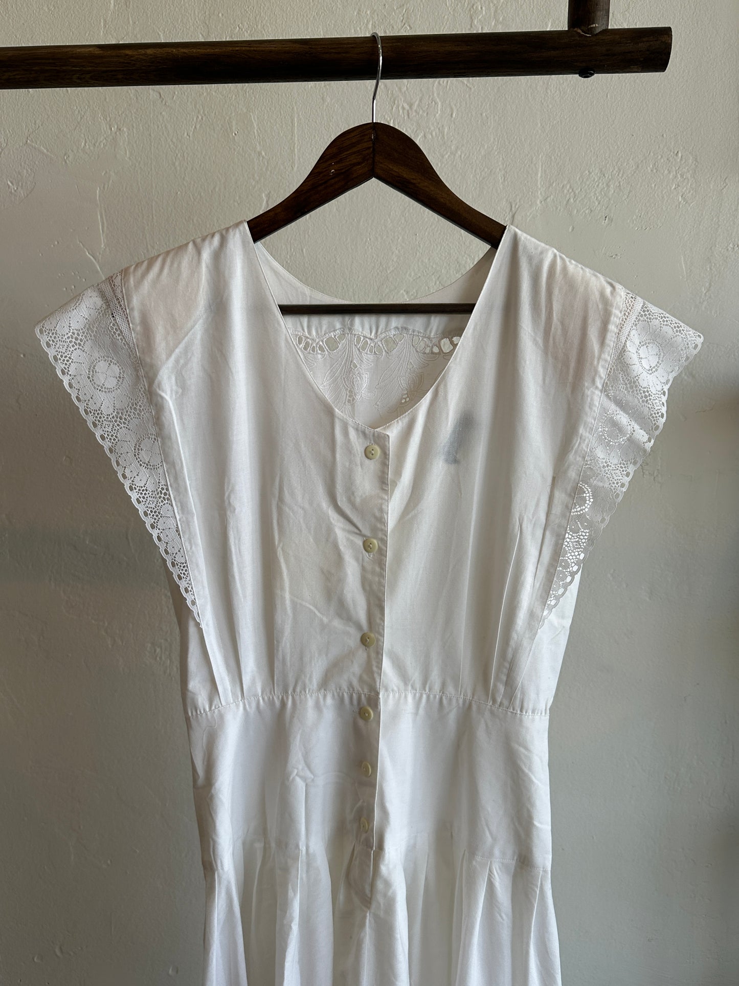 Vintage Joy Gordon White Lace Midi Dress