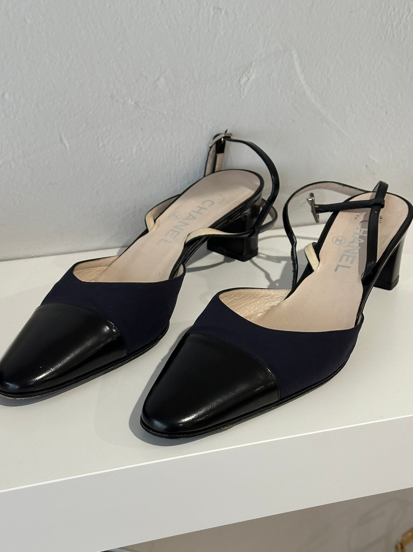 Vintage Chanel Slingback Size 8