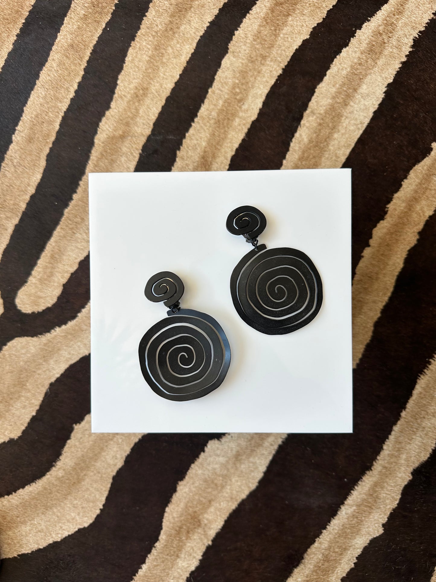 1980s swirl clip ons