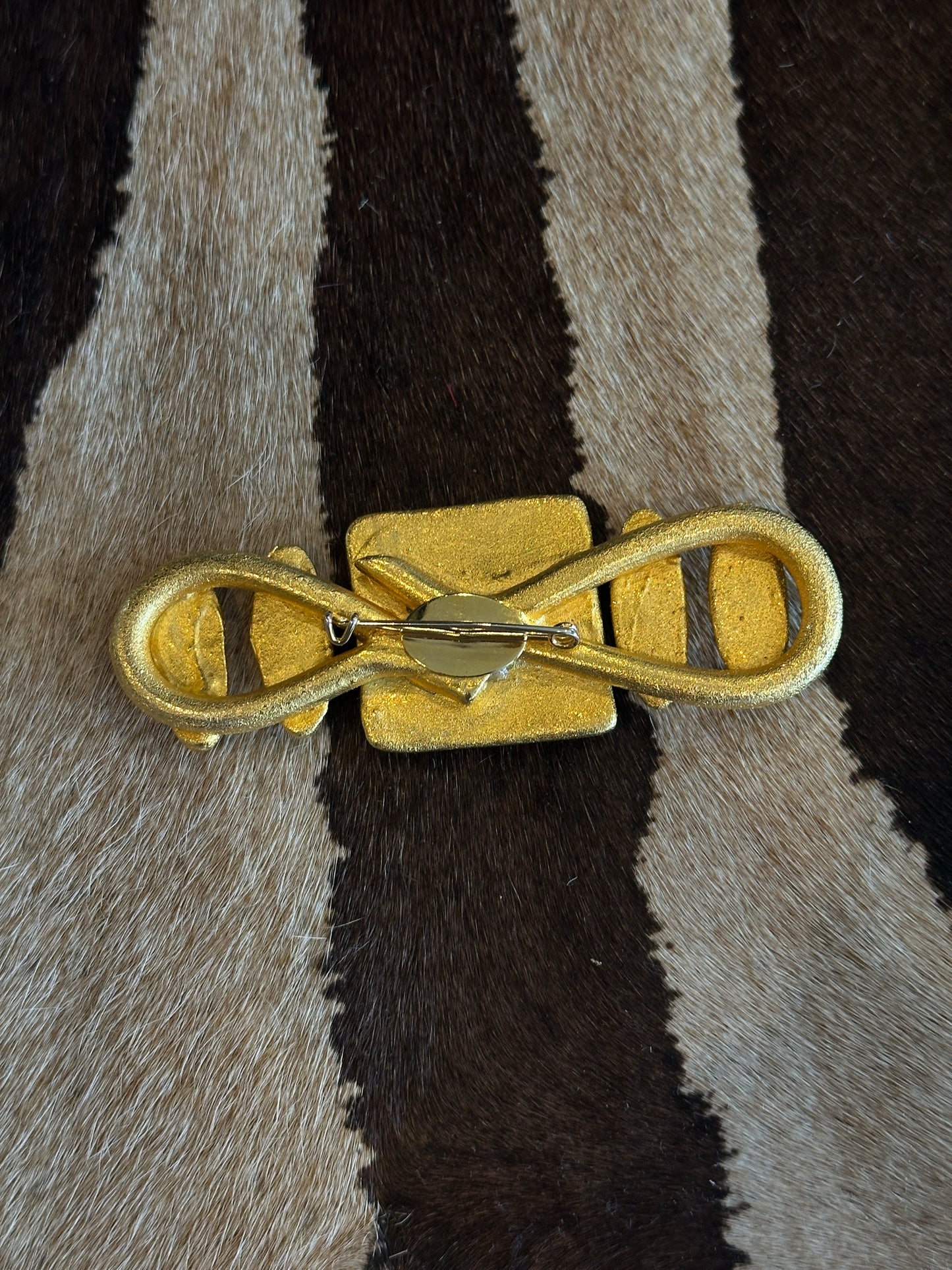 Vintage Gold Tone Figural Brooch